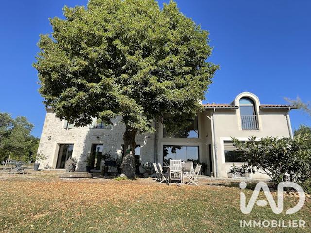 Vente Maison 7 pièces 305 m2 Sigalens