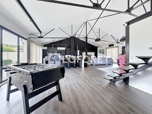 Vente Maison 7 pièces 306.61 m2 Aigremont