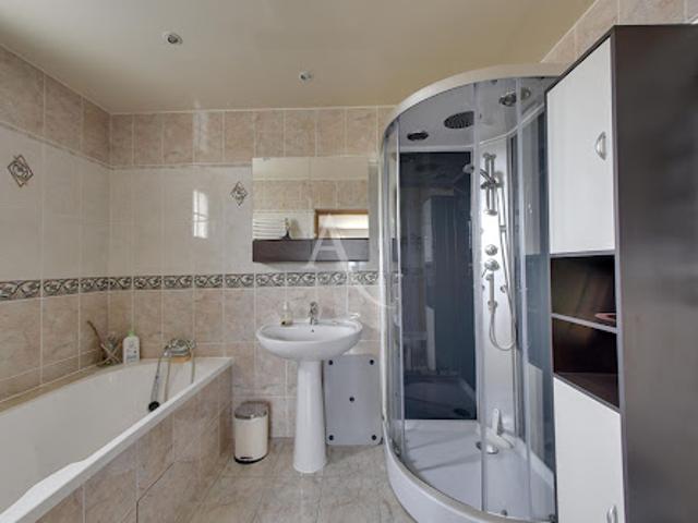 Vente Maison 7 pièces 300 m2 Bernay Vilbert
