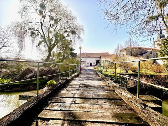 Vente Maison 7 pièces 300 m2 Croismare