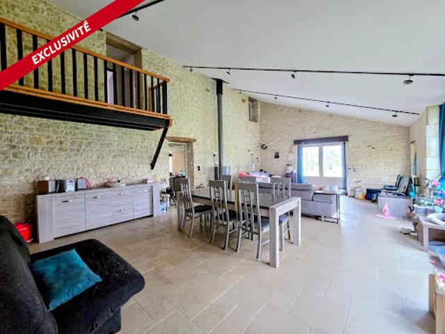 Vente Maison 7 pièces 300 m2 La Vergne
