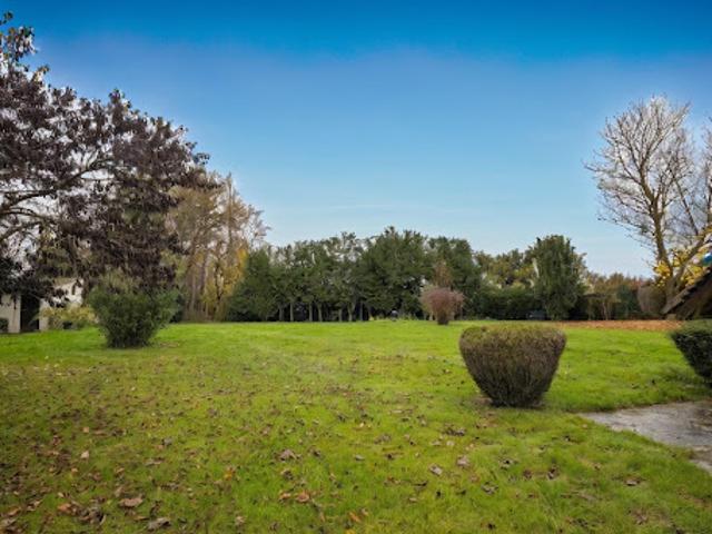 Vente Maison 7 pièces 300 m2 Vieuvicq