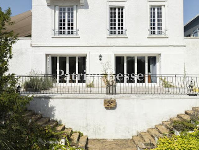 Vente Maison 7 pièces 300 m2 Vindry sur Turdine