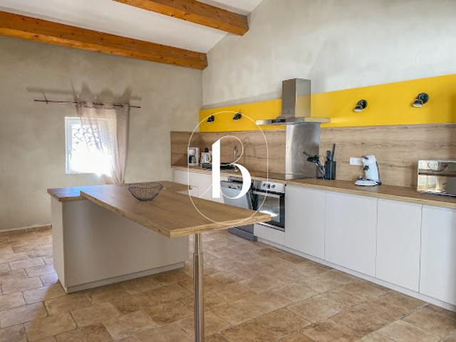 Vente Maison 7 pièces 315 m2 Barjac