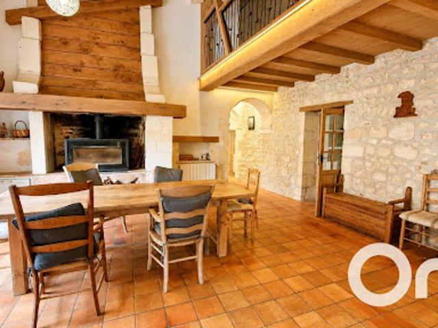 Vente Maison 8 pièces 291 m2 Saint Sornin