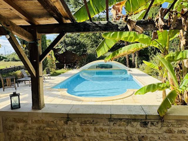 Vente Maison 7 pièces 318 m2 Gémozac