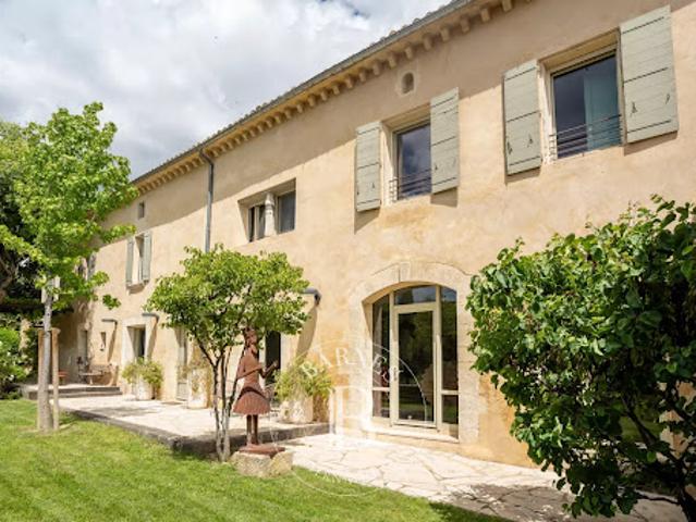Vente Maison 7 pièces 310 m2 Avignon