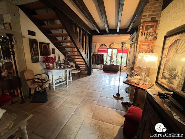 Vente Maison 7 pièces 310 m2 Saint Viâtre