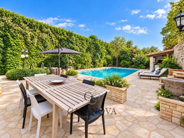 Vente Maison 7 pièces 325 m2 Montpellier