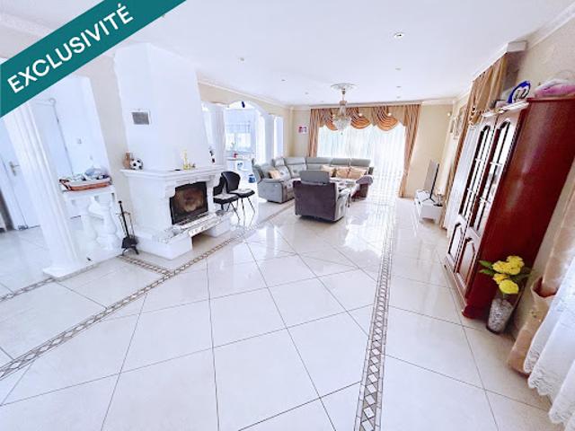 Vente Maison 7 pièces 335 m2 Oeting