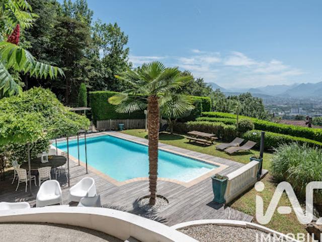 Vente Maison 7 pièces 335 m2 Corenc