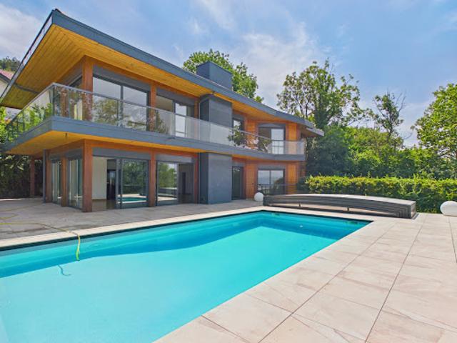 Vente Maison 7 pièces 339 m2 Lucinges