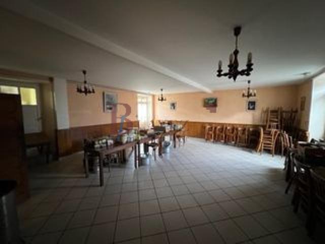 Vente Maison 7 pièces 330 m2 Argentat
