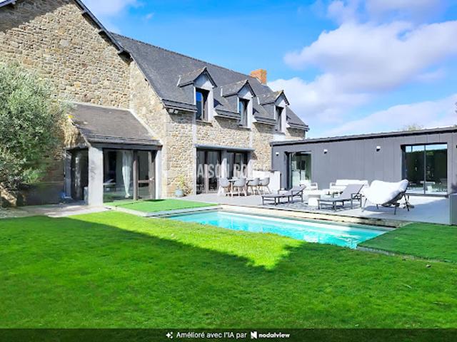 Vente Maison 7 pièces 330 m2 Combourg