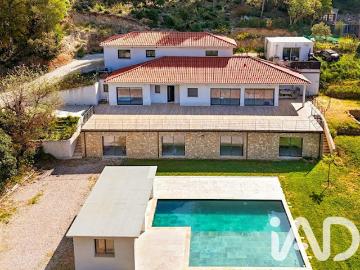 Vente Maison 7 pièces 330 m2 Gemenos
