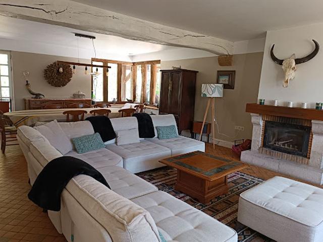 Vente Maison 7 pièces 340 m2 Cellettes