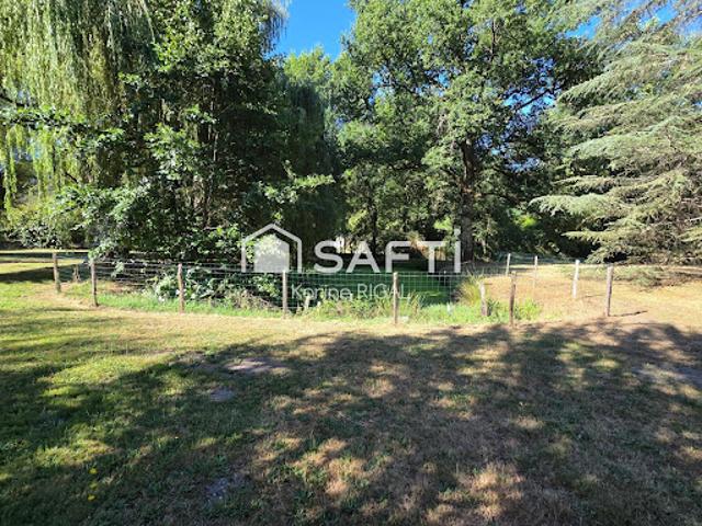 Vente Maison 7 pièces 340 m2 Val de Livenne