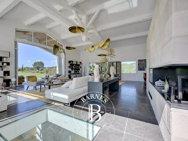 Vente Maison 7 pièces 360 m2 Jouques