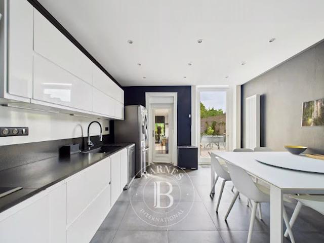 Vente Maison 7 pièces 375 m2 Croix