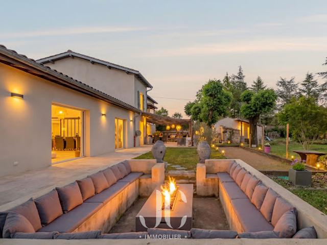 Vente Maison 7 pièces 334 m2 Marcilly d'Azergues
