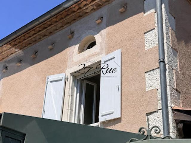 Vente Maison 7 pièces 395 m2 Saint Julien du Puy