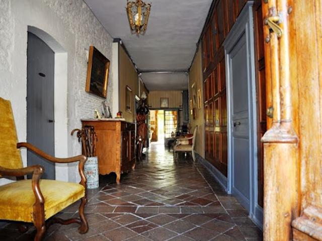 Vente Maison 7 pièces 405 m2 Lalbenque
