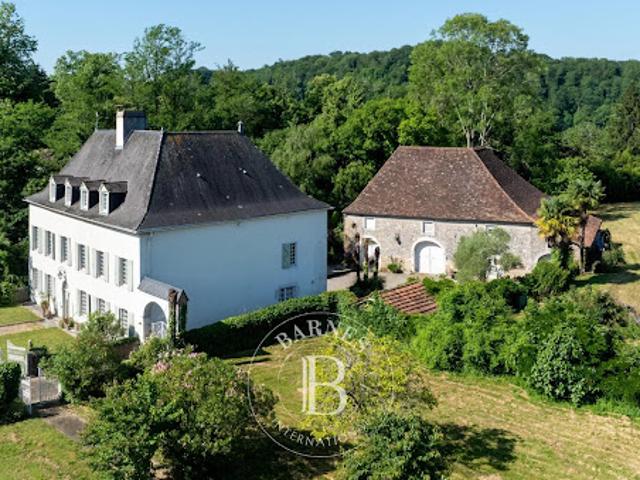 Vente Maison 7 pièces 408 m2 Sauveterre de Béarn