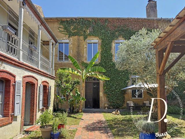 Vente Maison 7 pièces 400 m2 Plaisance