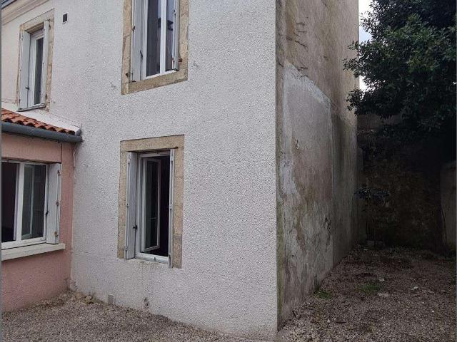 Vente maison 7 pièces Bressuire 79