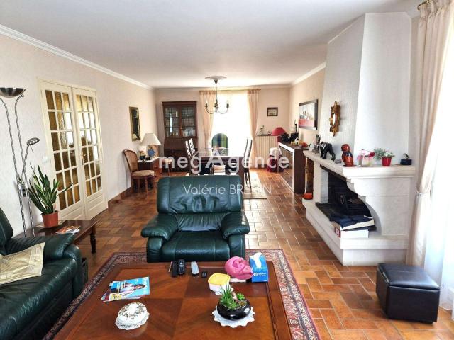 Vente maison 7 pièces Ernée 53