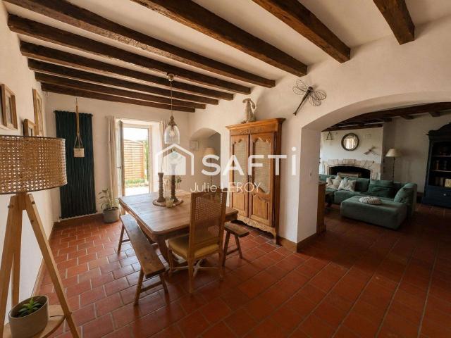 Vente maison 7 pièces Loué 72