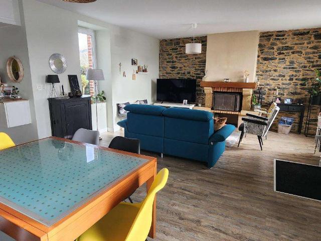 Vente maison 7 pièces Laval Thévalles 53