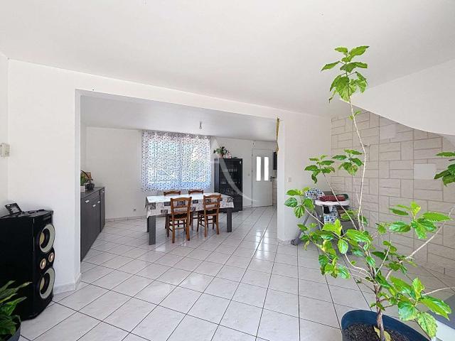 Vente maison 7 pièces La Roche Neuville 53
