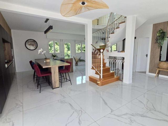 Vente maison 7 pièces La Richardais 35