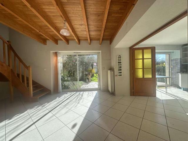 Vente maison 7 pièces Les Clouzeaux 85