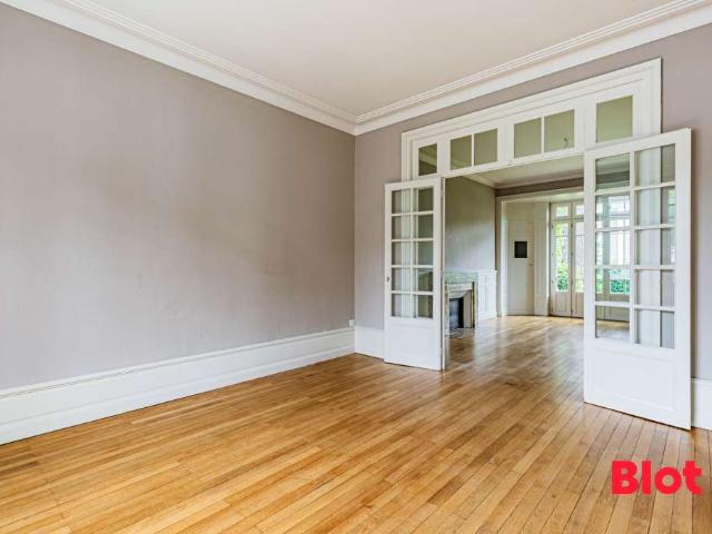 Vente maison 7 pièces Nantes Procé Monselet 44