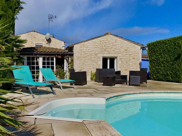 Vente maison 7 pièces Saint Agnant 17