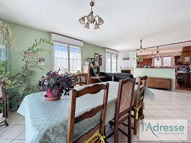 Vente maison 7 pièces Saint Baudelle 53