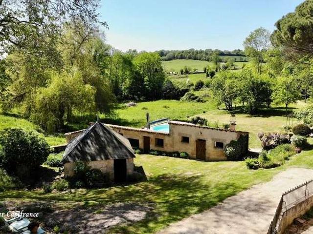 Vente maison 7 pièces Saint Georges de Noisné 79