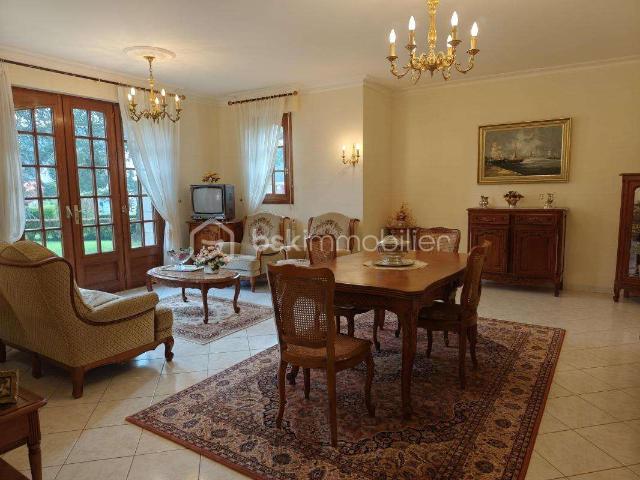 Vente maison 7 pièces Saint James 50