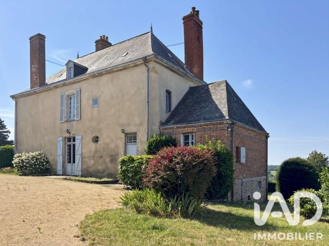 Vente maison 7 pièces Sainte Suzanne 53