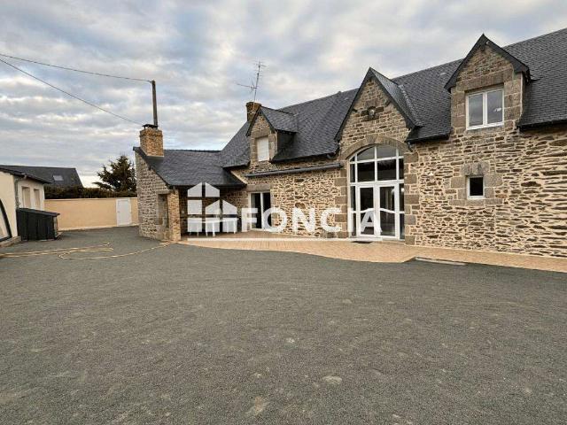 Vente maison 7 pièces Sillé le Guillaume 72