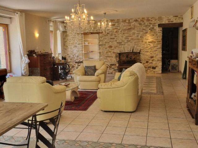 Vente maison 7 pièces Rieux 56