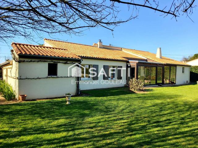 Vente maison 7 pièces Vouillé 79