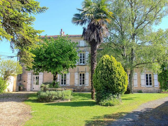 Vente Maison 36 pièces 756 m2 Vinax