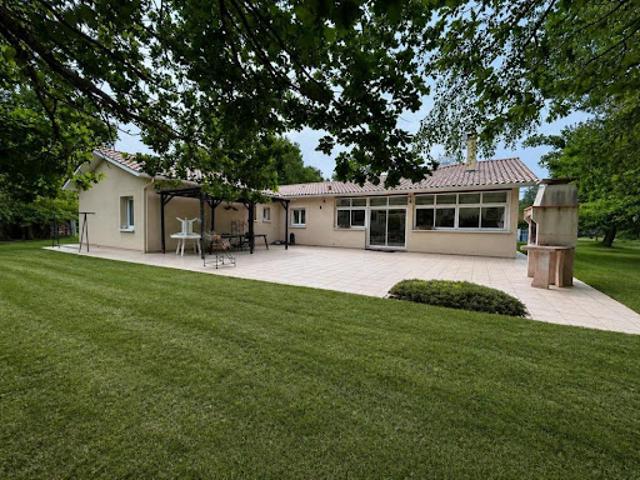 Vente Maison 4 pièces 140.58 m2 Saint Vivien de Médoc