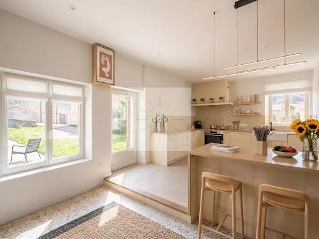 Vente Maison 4 pièces 104 m2 Mévouillon