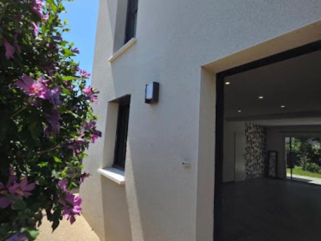 Vente Maison 4 pièces 104 m2 Montelimar