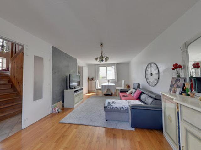 Vente Maison 4 pièces 104 m2 Montreuil