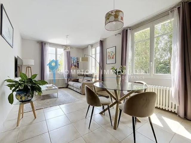 Vente Maison 4 pièces 104 m2 Nimes